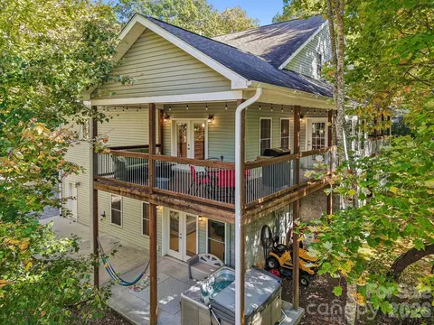 Exterior - 6 Wagon Trce, Flat Rock, NC 28731 photo 4 of 6
