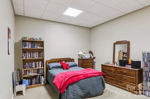 Bedroom - 6 Wagon Trce, Flat Rock, NC 28731 photo 7 of 8