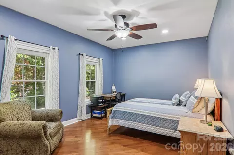 Bedroom - 6 Wagon Trce, Flat Rock, NC 28731 photo 4 of 8
