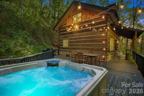 155 Spivey Mountain Rd, Asheville, NC 28806