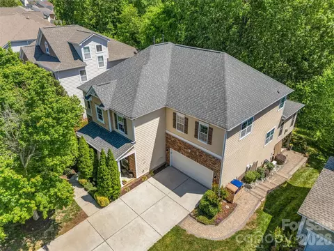2201 Trading Ford Dr, Waxhaw, NC 28173