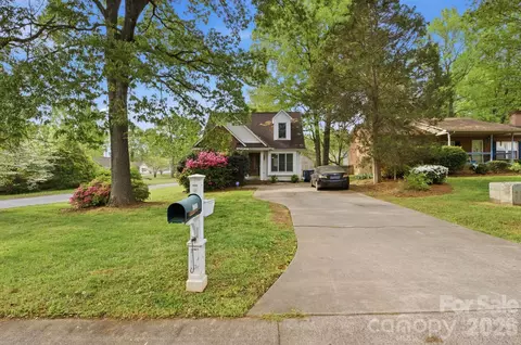 1720 Hampshire Dr, Salisbury, NC 28146