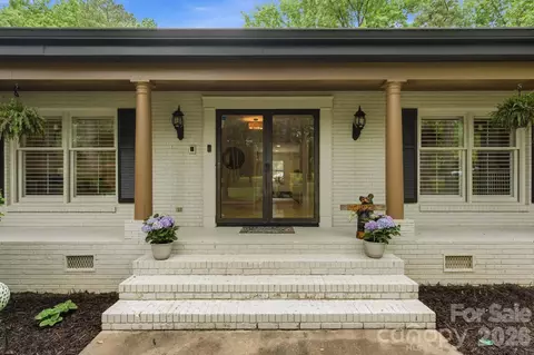 20200 Floral Ln, Cornelius, NC 28031