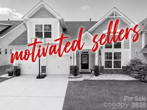1204 Woodglen Ln, Matthews, NC 28104