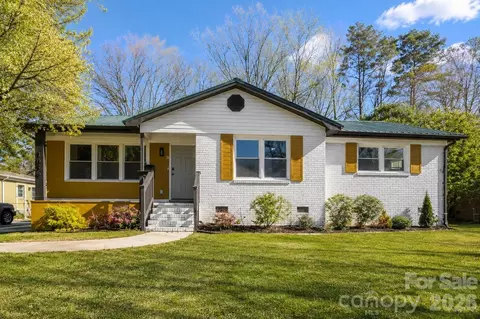 1036 Cutler Pl, Charlotte, NC 28205