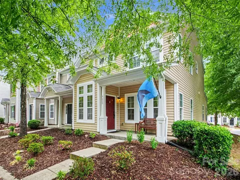 9639 Turning Wheel Dr, Charlotte, NC 28214