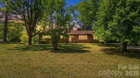 2977 Hwy 64 W Hwy W, Hayesville, NC 28904
