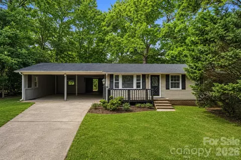 607 Texas Trl, Dallas, NC 28034