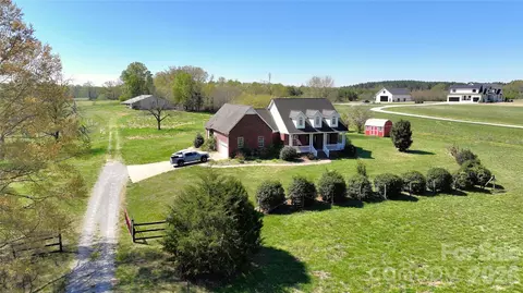 6710 Lawyers E Rd E, Marshville, NC 28103