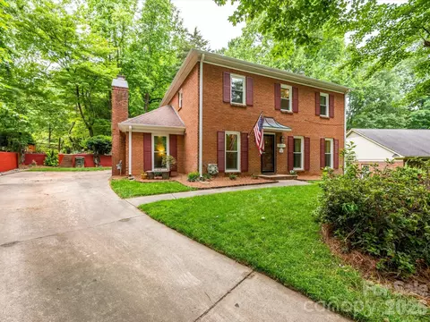 9607 Riddick Pl, Matthews, NC 28105