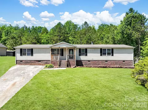 1315 Poplar Glen Dr, Kannapolis, NC 28083