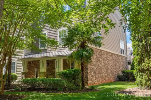 18533 The Commons Blvd, Cornelius, NC 28031
