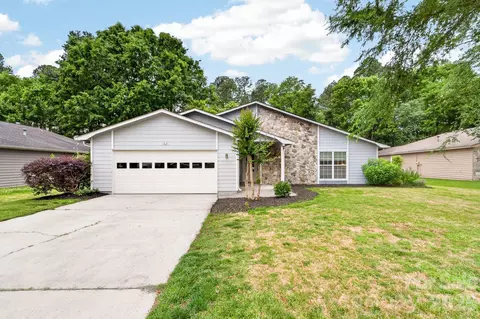 11021 Fox Mill Ln, Charlotte, NC 28277