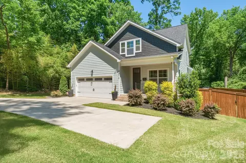 4016 Tresevant Ave, Charlotte, NC 28208