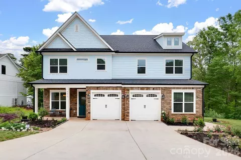 4950 Surfwood Dr, Sherrills Ford, NC 28673