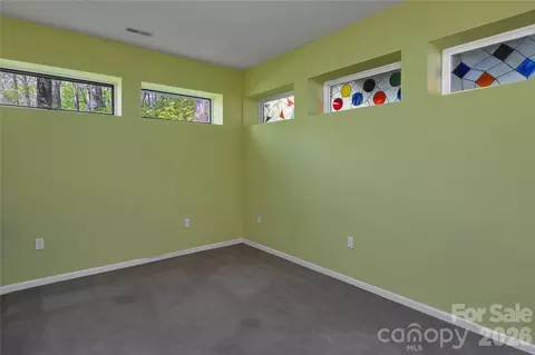 Bedroom - 71 Elseetos Dr, Brevard, NC 28712 photo 5 of 5