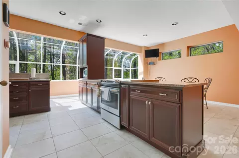 Kitchen - 71 Elseetos Dr, Brevard, NC 28712 photo 1 of 4