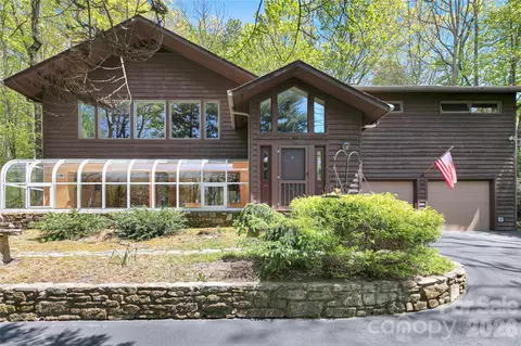 71 Elseetos Dr, Brevard, NC 28712