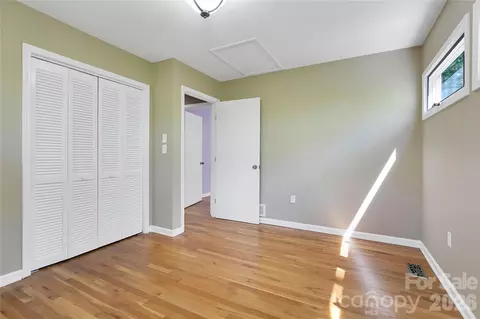 Bedroom - 71 Elseetos Dr, Brevard, NC 28712 photo 4 of 5