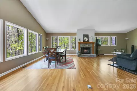 Living - 71 Elseetos Dr, Brevard, NC 28712 photo 3 of 5