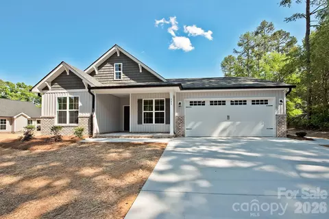 580 Wilhelm Ne Pl NE, Concord, NC 28025