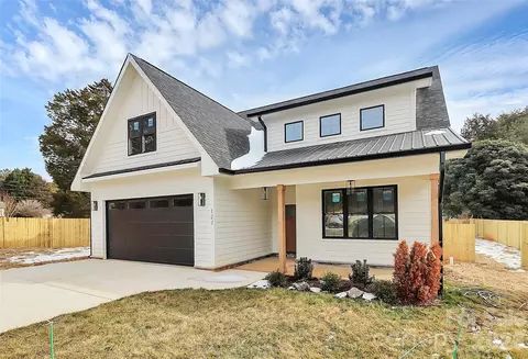 127 Hazelton Loop, Mooresville, NC 28117