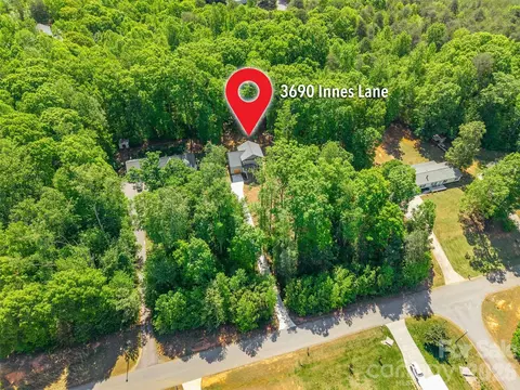3690 Innes Ln, Maiden, NC 28650