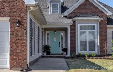 3007 Galena Chase Dr, Indian Trail, NC 28079