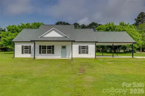 1276 Fincher Rd, Fort Lawn, SC 29714