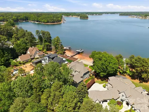 View/Area - 3900 Channel Pointe Ln, Denver, NC 28037 photo 1 of 5