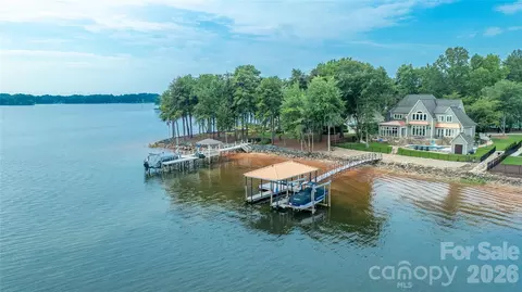 View/Area - 3900 Channel Pointe Ln, Denver, NC 28037 photo 3 of 5