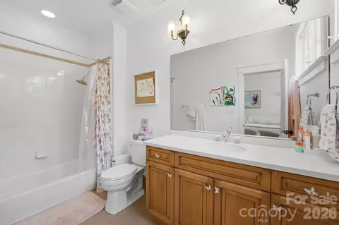 Bath - 3900 Channel Pointe Ln, Denver, NC 28037 photo 5 of 5