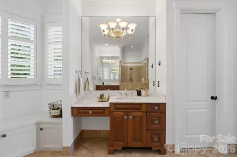 Bath - 3900 Channel Pointe Ln, Denver, NC 28037 photo 3 of 5