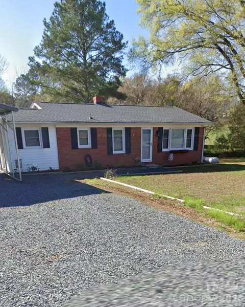 40582 Old Cottonville Rd, Norwood, NC 28128