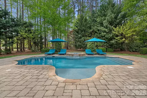 Exterior - 18703 Head Sail Ct, Cornelius, NC 28031 photo 5 of 5