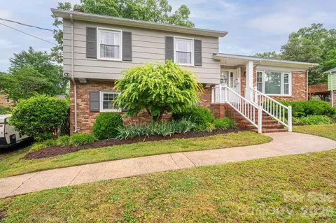 1258 Cambridge St, Gastonia, NC 28054