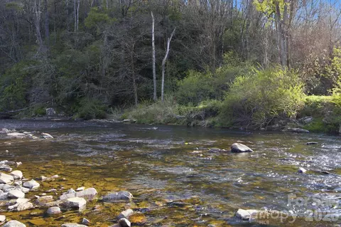 8186 Nc 183 Hwy, Newland, NC 28657