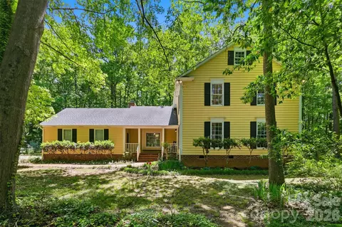 109 Fairway Dr, Fort Mill, SC 29715