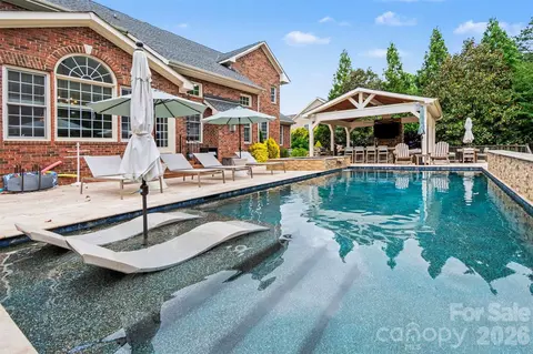 1022 Lake Forest Dr, Weddington, NC 28104