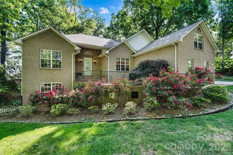 7538 Golf Course S Dr S, Denver, NC 28037
