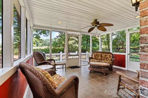 7538 Golf Course S Dr S, Denver, NC 28037