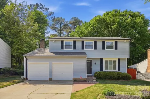 3701 Piney Grove Rd, Charlotte, NC 28212