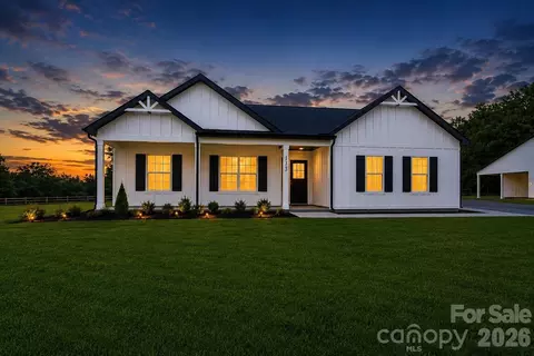 1349 Zeb Haynes Rd, Maiden, NC 28650