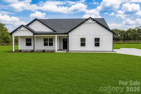 1349 Zeb Haynes Rd, Maiden, NC 28650
