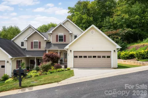 44 Viera Dr, Swannanoa, NC 28778