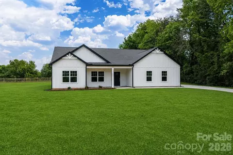 1355 Zeb Haynes Rd, Maiden, NC 28650