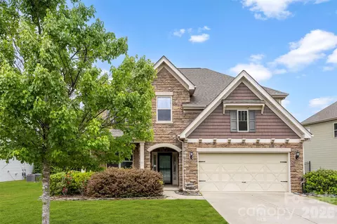 2622 Treeline Dr, Concord, NC 28027