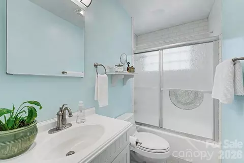 Bath - 52 Briar Patch Rd, Cullowhee, NC 28723 photo 1 of 3