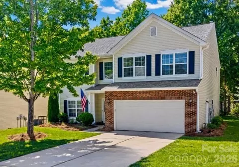 3041 Kilbeggan Dr, Clover, SC 29710