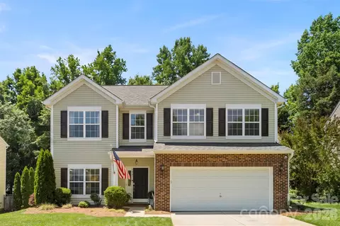 3041 Kilbeggan Dr, Clover, SC 29710